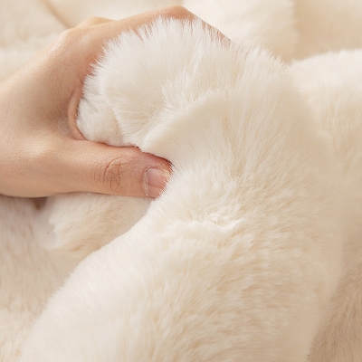 Coussin en Fausse Fourrure, Toucher Ultra Doux