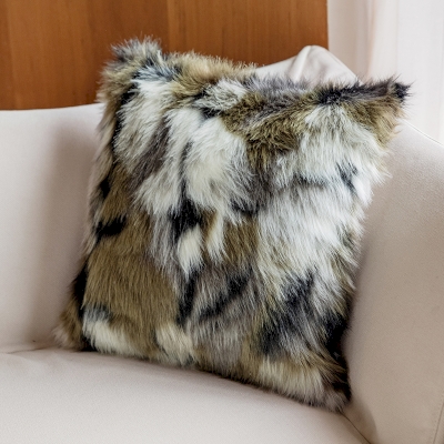 Coussin en Fausse Fourrure, Toucher Doux Comme Caresser un Chat