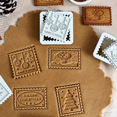 Lot de 4 Moules à Biscuits TIMBRE, Esprit de Noël et Motifs Festifs