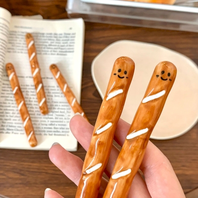 Mélangeur en Céramique, Forme de Baguette de Pain