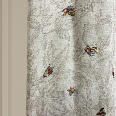 Rideau Sur Mesure ALVÉRIA, Tissu Brodé Aspect Lin, Motif Papillons et Végétation Dessinée