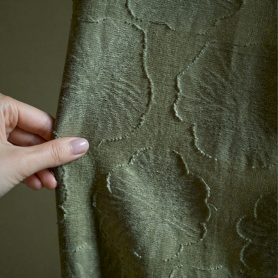 Rideau Sur Mesure NUVÉLIA, Tissu Coton-Lin Brodé, Motif Feuilles de Lotus Estivales