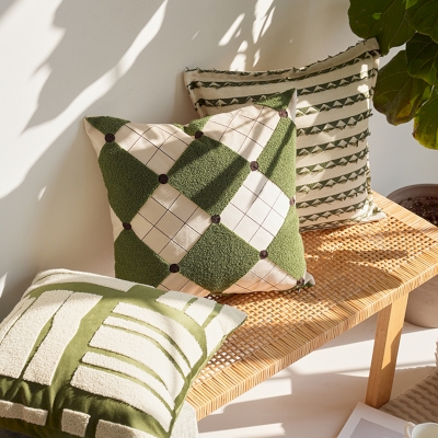 Housse de Coussin MORÉA, Broderie Tuftée et Motifs Géométriques Effet Patchwork, Inspiration Berbère, 45 × 45 cm